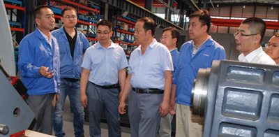 車床分會(huì)秘書長(zhǎng)陳洪軍來星火機(jī)床公司調(diào)研 車床分會(huì)秘書長(zhǎng)陳洪軍來星火機(jī)床公司調(diào)研