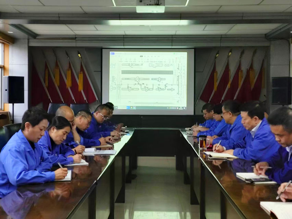 星火數(shù)控公司召開大重型高檔數(shù)控機(jī)床研發(fā)及產(chǎn)業(yè)化項(xiàng)目推進(jìn)會(huì)