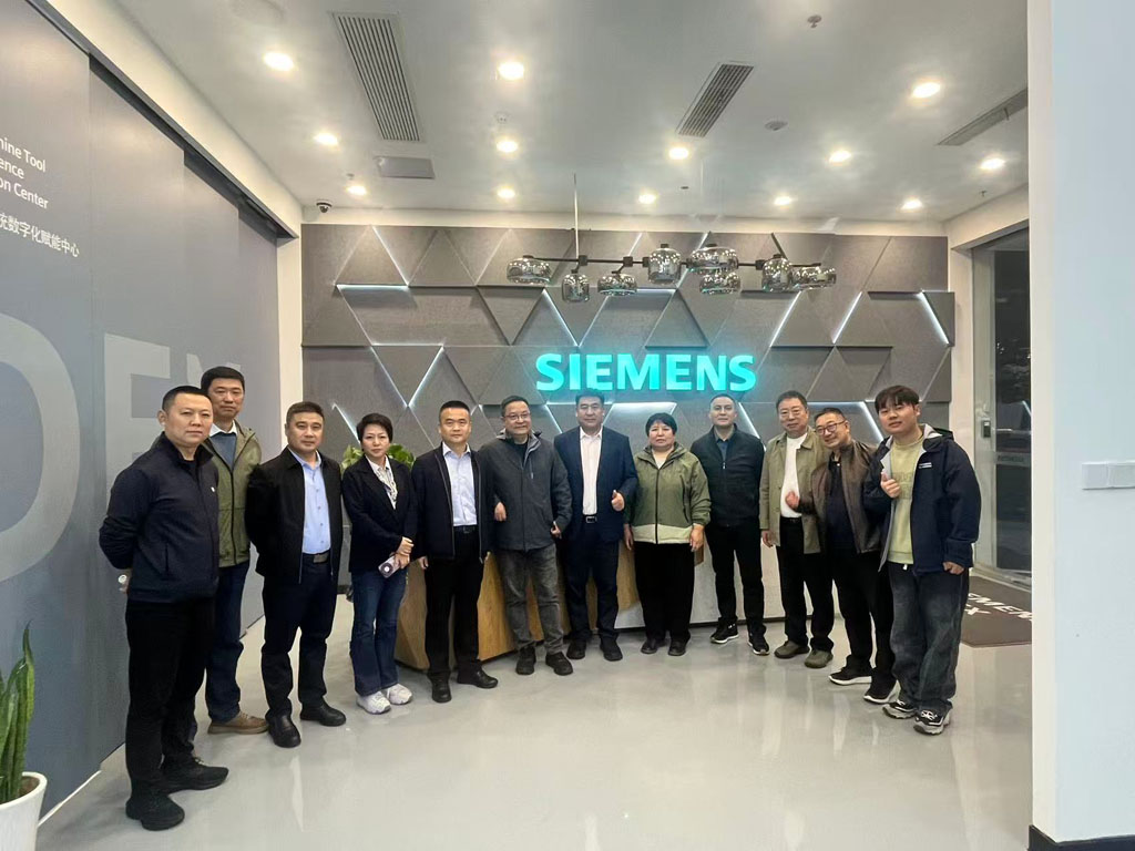 微信圖片_20251110163554 微信圖片_20251110163554