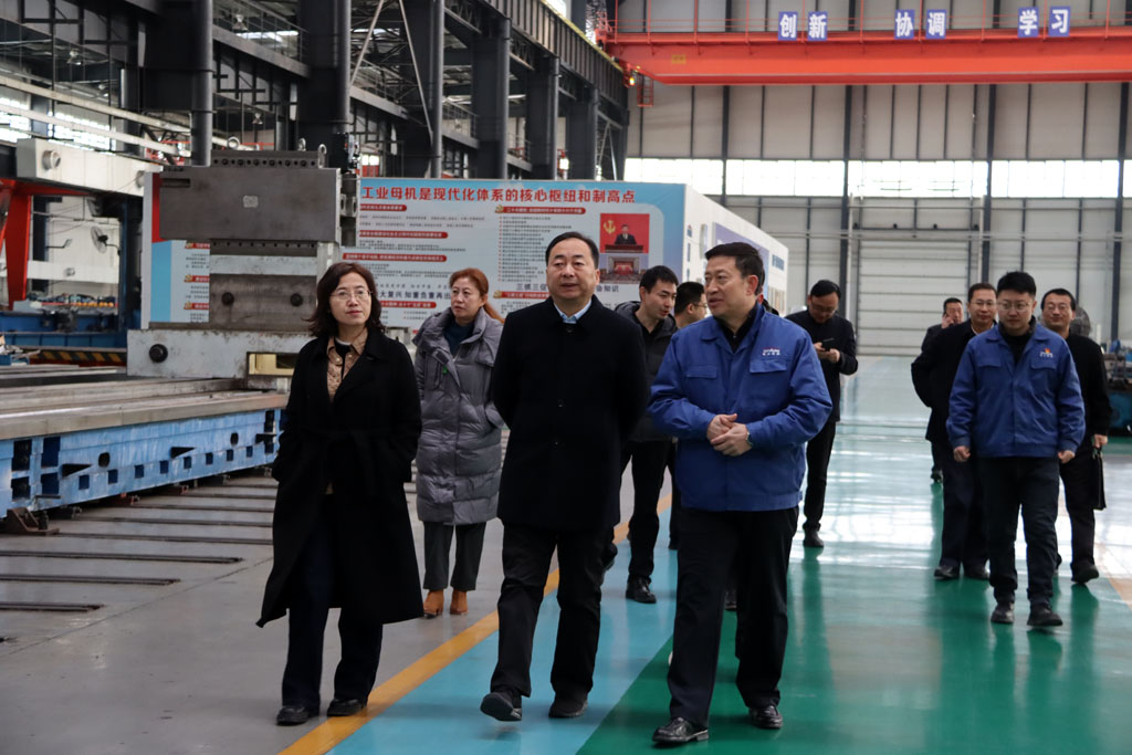 國(guó)研智庫(kù)調(diào)研組蒞臨星火數(shù)控公司調(diào)研